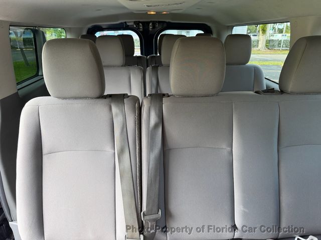 2013 Nissan NV3500 HD Passenger SV 12-Passenger Van 5.6L V8   - 22989770 - 30