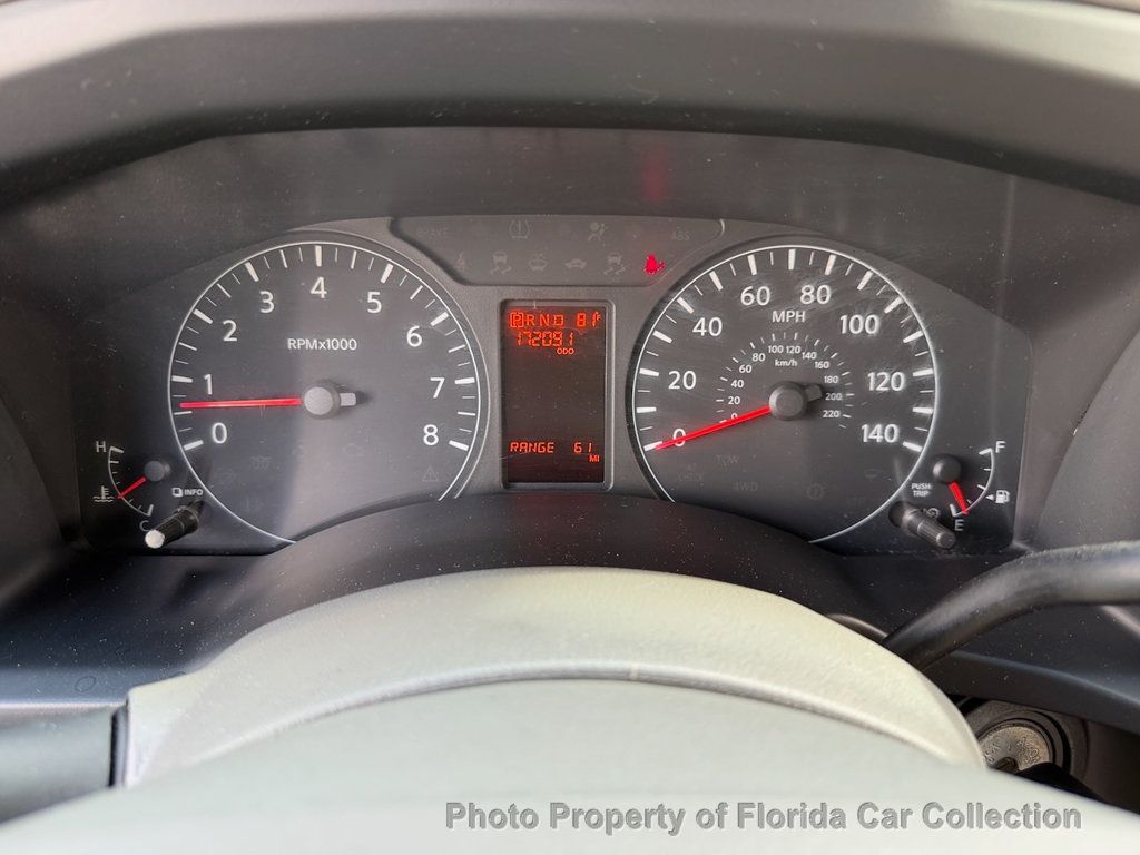 2013 Nissan NV3500 HD Passenger SV 12-Passenger Van 5.6L V8   - 22989770 - 37