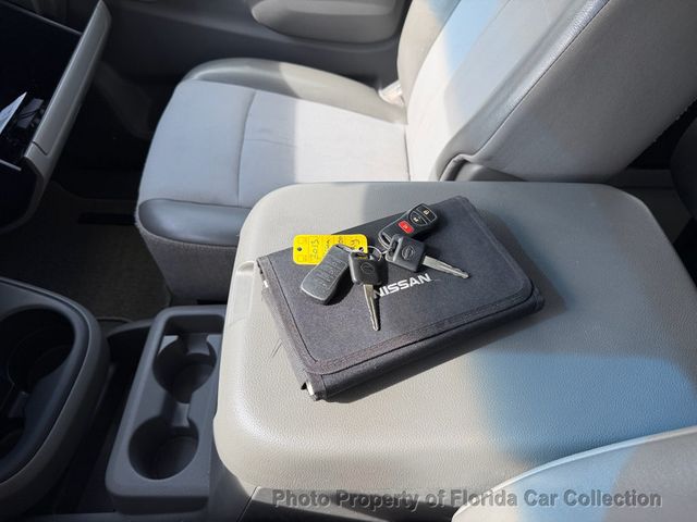 2013 Nissan NV3500 HD Passenger SV 12-Passenger Van 5.6L V8   - 22989770 - 45