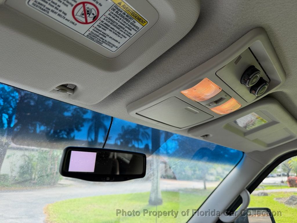 2013 Nissan NV3500 HD Passenger SV 12-Passenger Van 5.6L V8   - 22989770 - 46