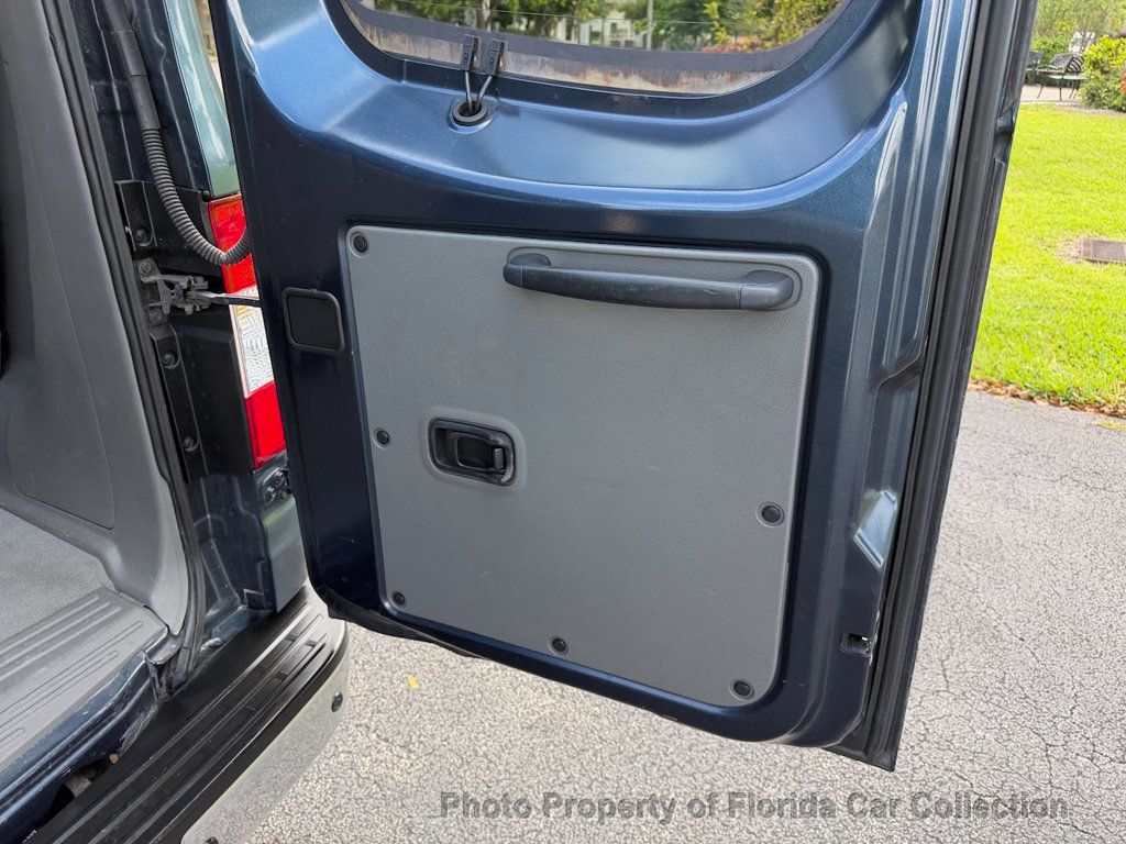 2013 Nissan NV3500 HD Passenger SV 12-Passenger Van 5.6L V8   - 22989770 - 57