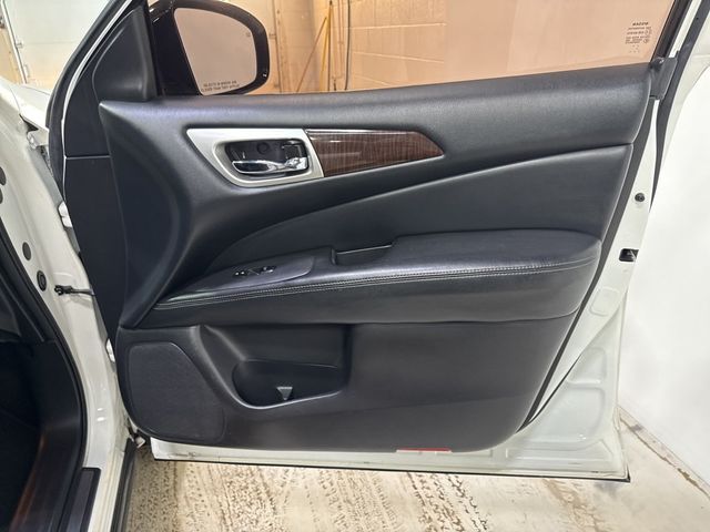 2013 Nissan Pathfinder 2WD 4dr Platinum - 22962007 - 53