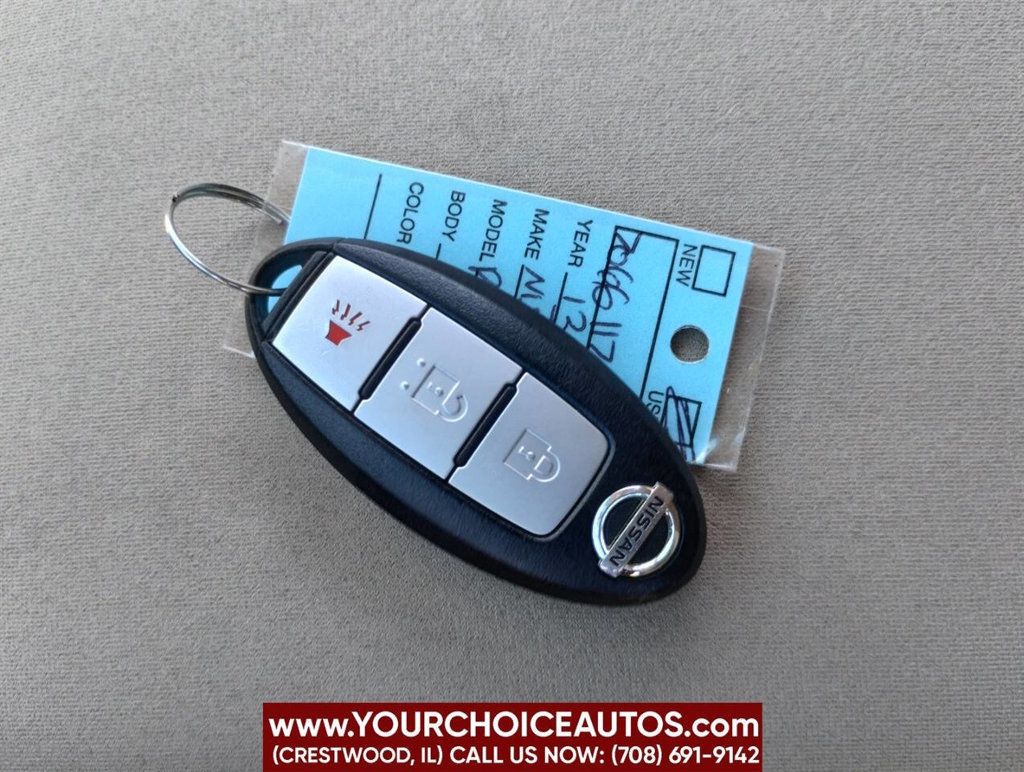 2013 Nissan Pathfinder 2WD 4dr SV - 22873274 - 38