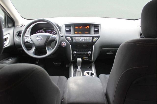 2013 Nissan Pathfinder 4WD 4dr Platinum - 22983745 - 7