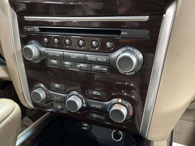 2013 Nissan Pathfinder 4WD 4dr Platinum - 22960692 - 34