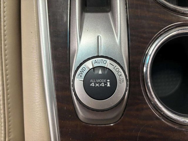 2013 Nissan Pathfinder 4WD 4dr Platinum - 22960692 - 38