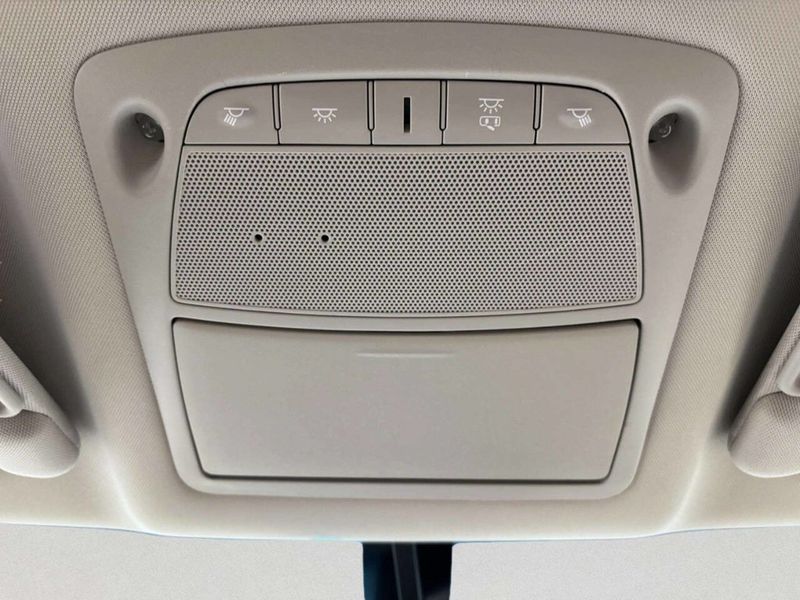 2013 Nissan Pathfinder 4WD 4dr Platinum - 22960692 - 40