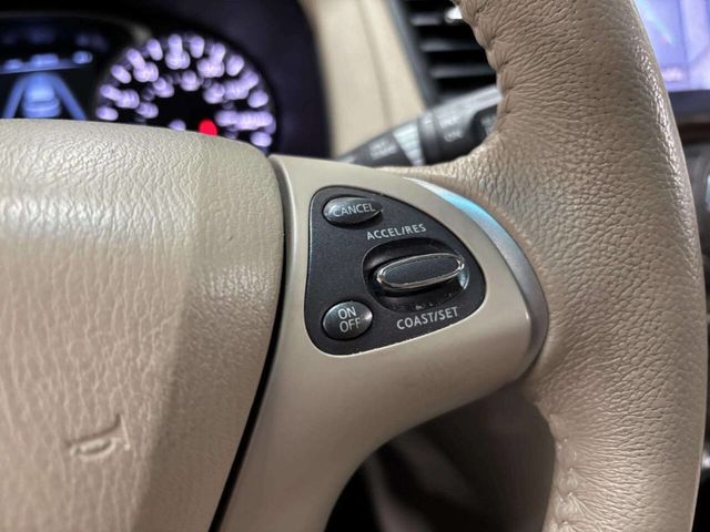 2013 Nissan Pathfinder 4WD 4dr Platinum - 22960692 - 45