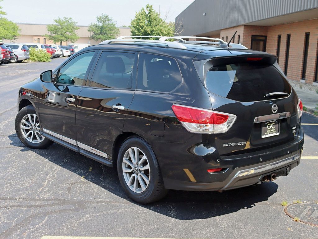 2013 Nissan Pathfinder SL photo 11