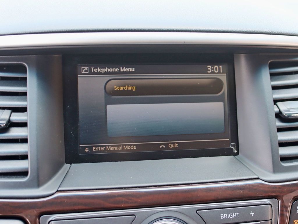 2013 Nissan Pathfinder SL photo 16