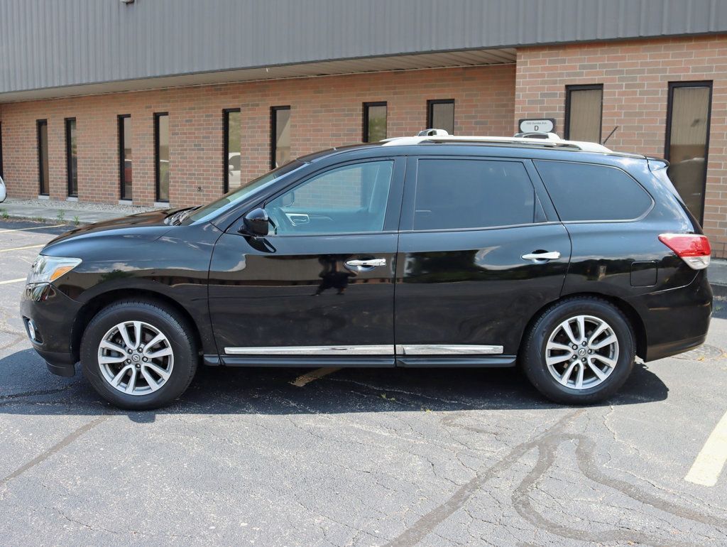 2013 Nissan Pathfinder SL photo 8