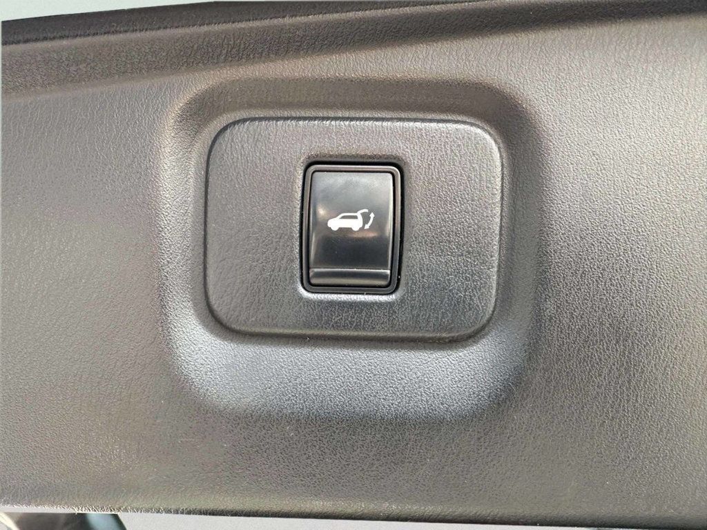 2013 Nissan Pathfinder 4WD 4dr SL - 22984901 - 10