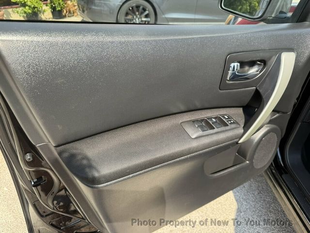 2013 Nissan Rogue AWD 4dr SV - 23074617 - 17