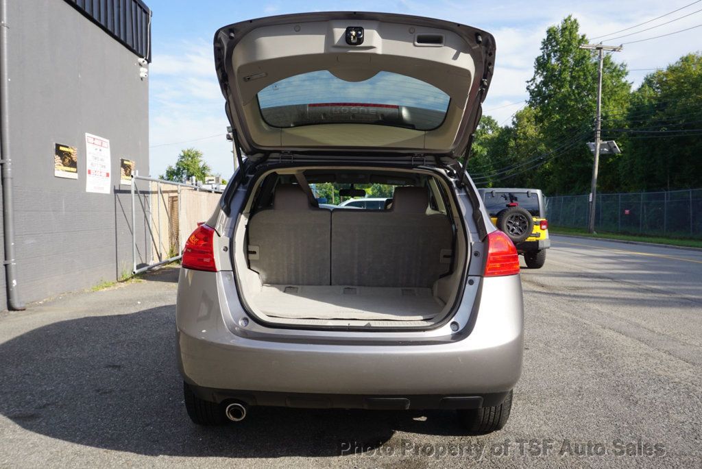 2013 Nissan Rogue AWD SV photo 26