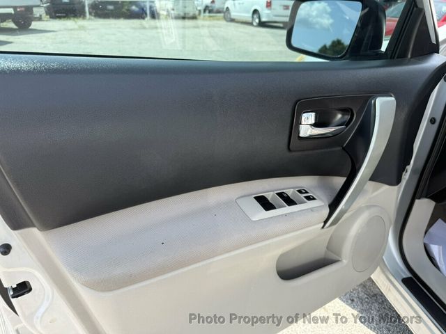 2013 Nissan Rogue FWD 4dr SV - 23066699 - 15