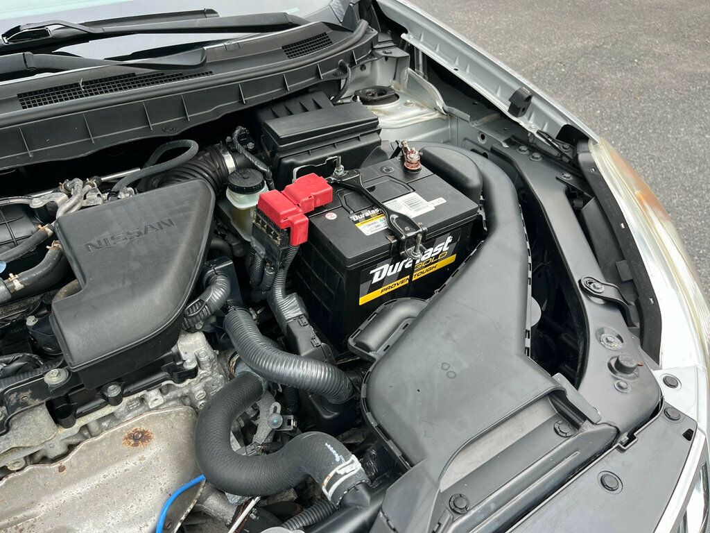 2013 Nissan Rogue SV photo 38
