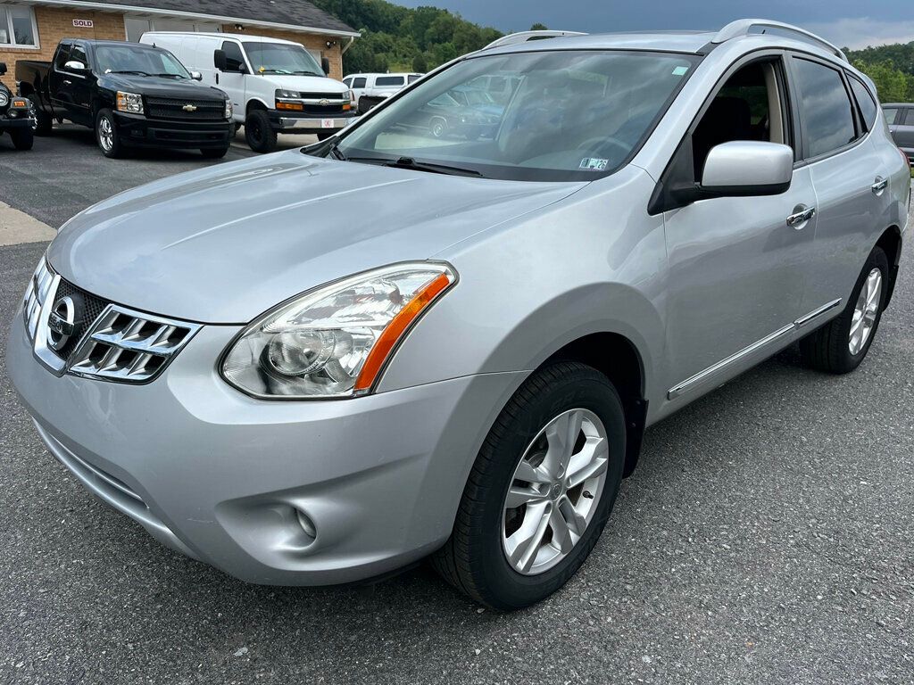 2013 Nissan Rogue SV photo 6