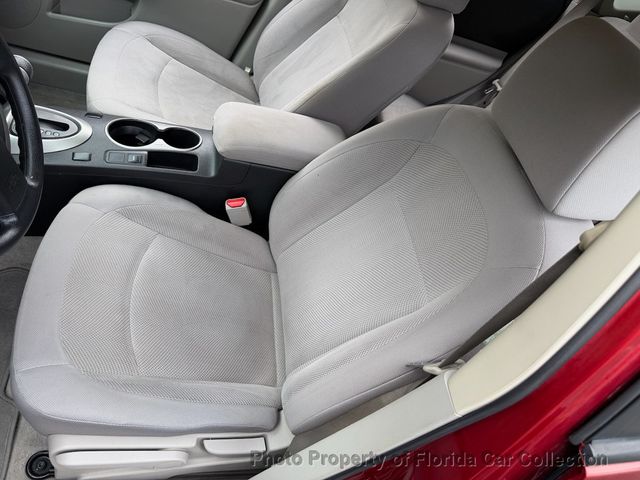 2013 Nissan Rogue S FWD Automatic - 23017829 - 35