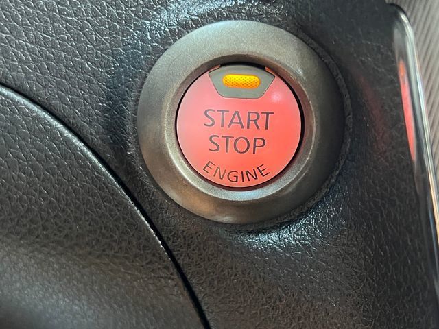 2013 Nissan Sentra 4dr Sedan I4 CVT SR - 23041843 - 22