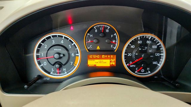 2013 Nissan Titan 4WD Crew Cab SWB SV with Value Truck Package - 22971694 - 13