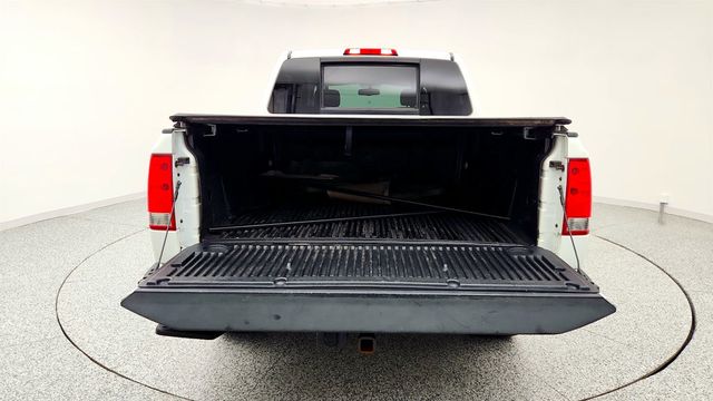 2013 Nissan Titan 4WD Crew Cab SWB SV with Value Truck Package - 22971694 - 20