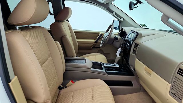 2013 Nissan Titan 4WD Crew Cab SWB SV with Value Truck Package - 22971694 - 22