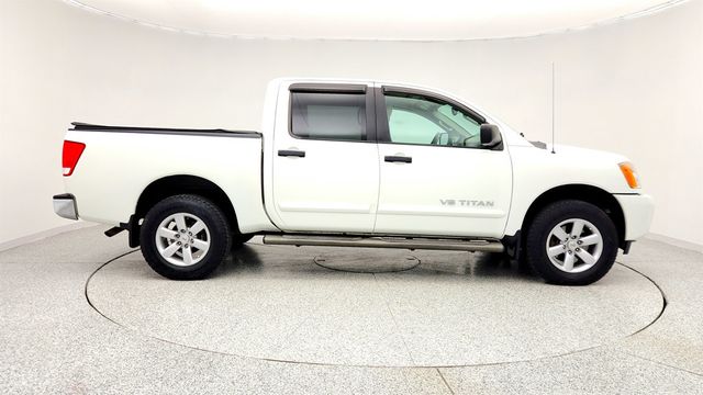 2013 Nissan Titan 4WD Crew Cab SWB SV with Value Truck Package - 22971694 - 3