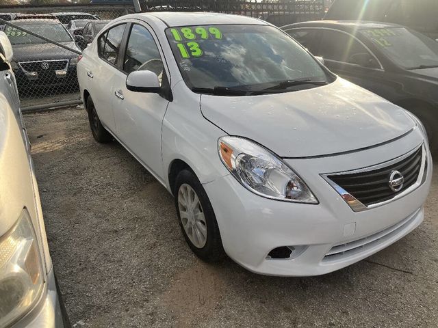 2013 Nissan Versa 4dr Sedan Automatic 1.6 S - 22963922 - 0