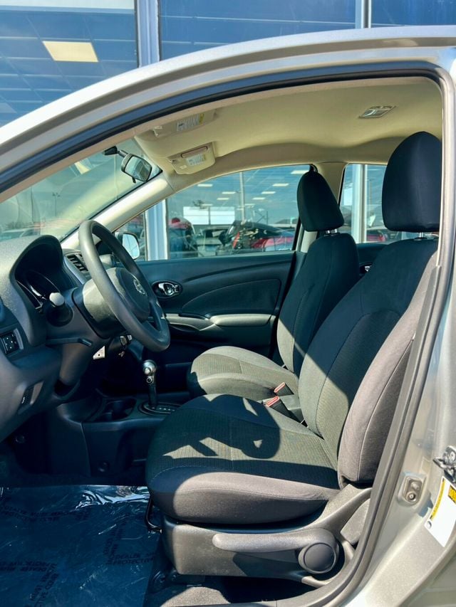 2013 Nissan Versa S - 22954880 - 13