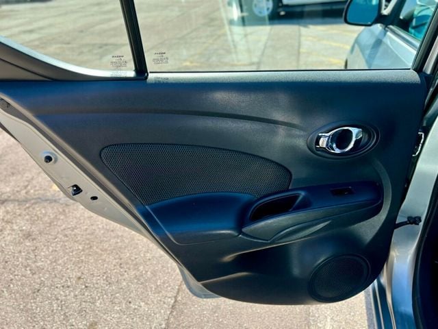 2013 Nissan Versa S - 22954880 - 14