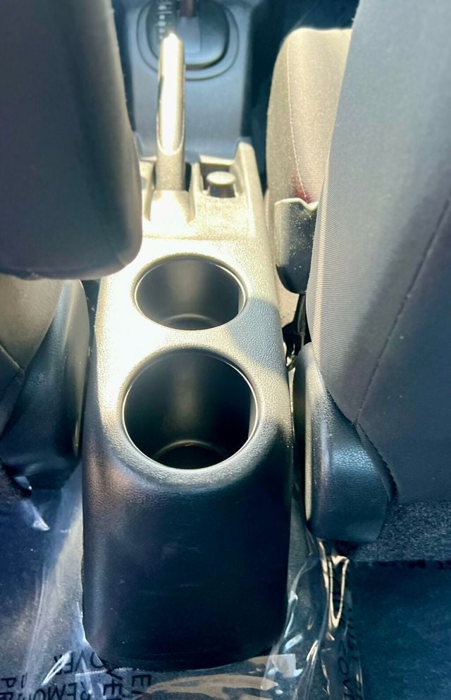 2013 Nissan Versa S - 22954880 - 16