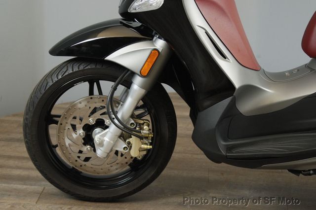 2013 Piaggio BV 350 Just 1200 TOTAL miles! - 22897817 - 12