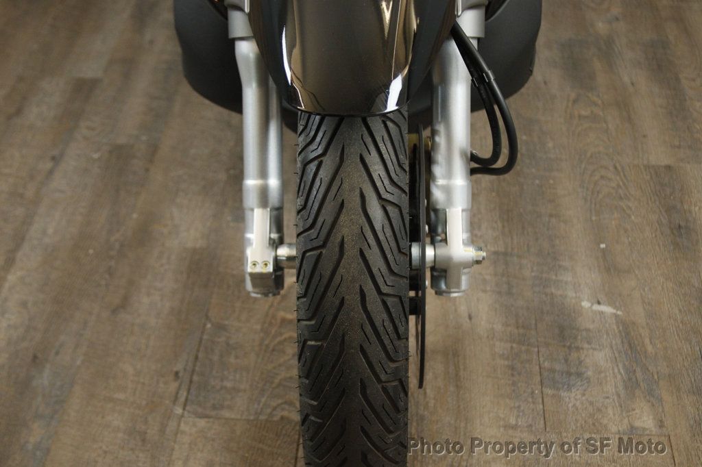 2013 Piaggio BV 350 Just 1200 TOTAL miles! - 22897817 - 22