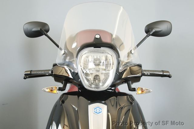 2013 Piaggio BV 350 Just 1200 TOTAL miles! - 22897817 - 24