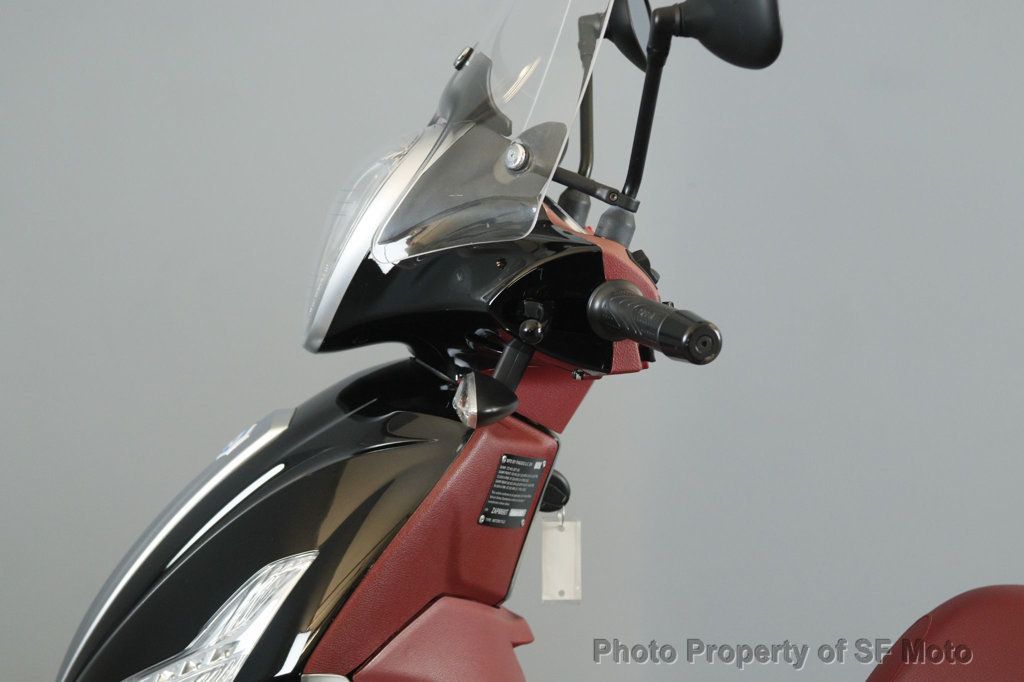 2013 Piaggio BV 350 Just 1200 TOTAL miles! - 22897817 - 6