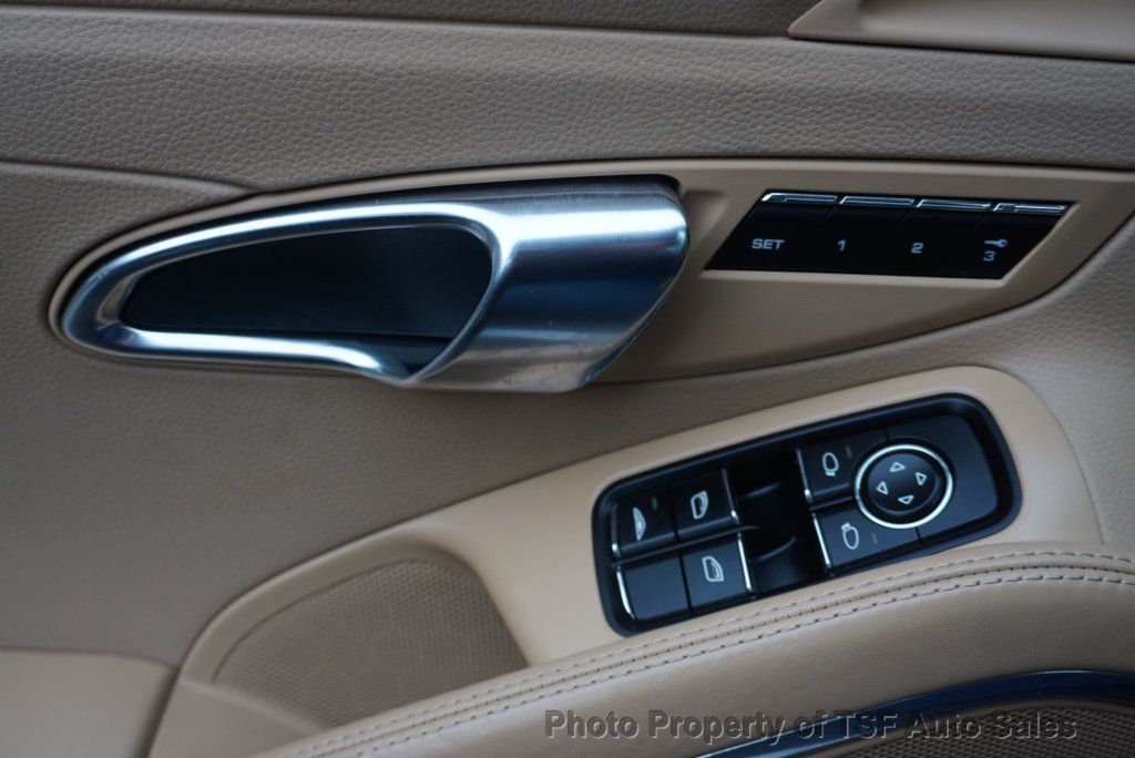 2013 Porsche 911 2dr Cabriolet Carrera - 22959523 - 36