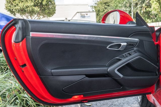 2013 Porsche 911 2dr Cabriolet Carrera - 23024180 - 24