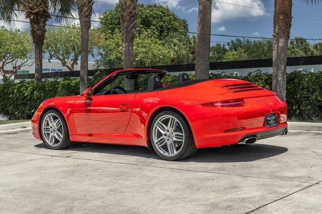 2013 Porsche 911 Carrera 4 Cabriolet's photo