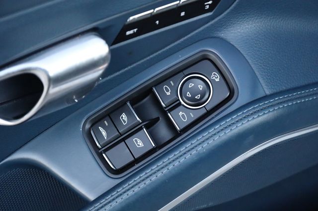 2013 Porsche 911 2dr Cabriolet Carrera S - 22947437 - 24