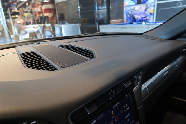 2013 Porsche 911 2dr Carrera - 22872235 - 23