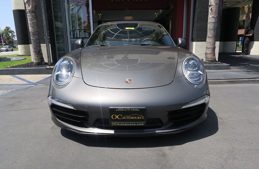 2013 Porsche 911 Coupe photo 3
