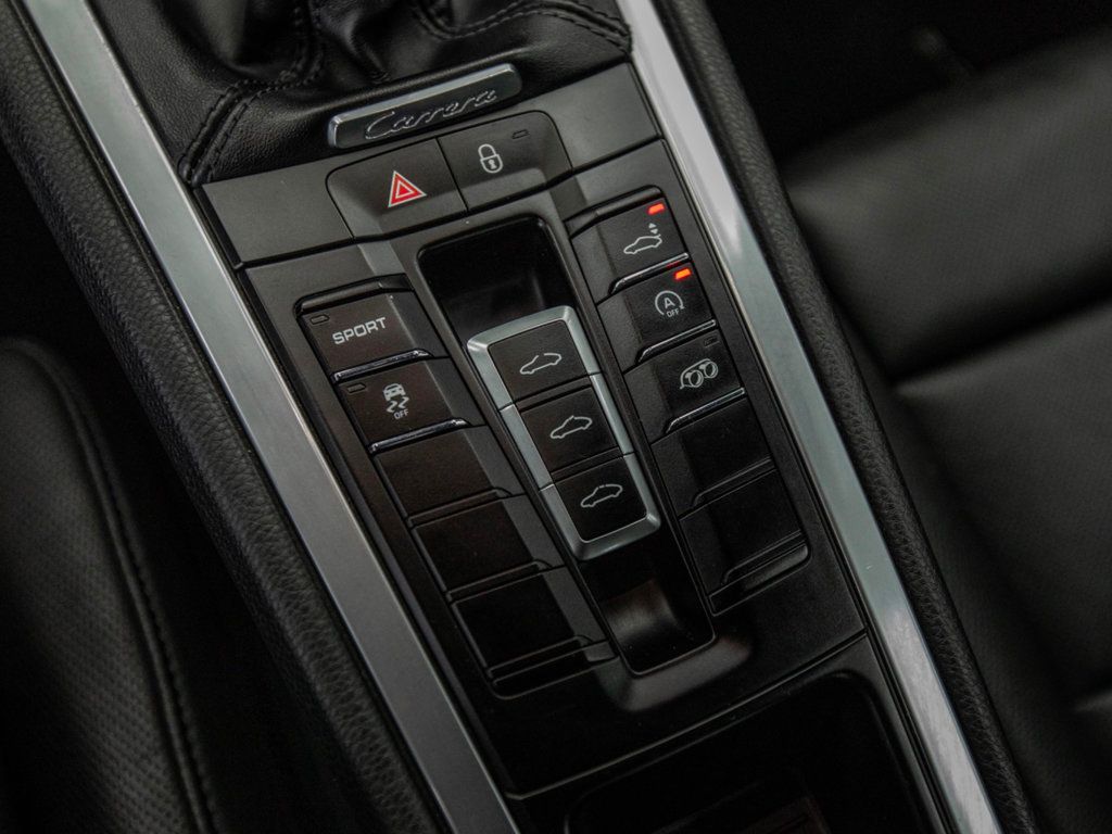 2013 Porsche 911 Coupe photo 20