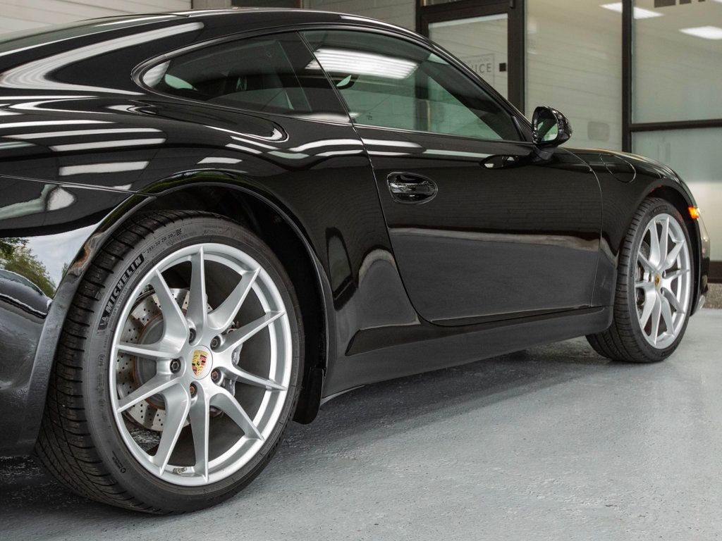2013 Porsche 911 Coupe photo 36