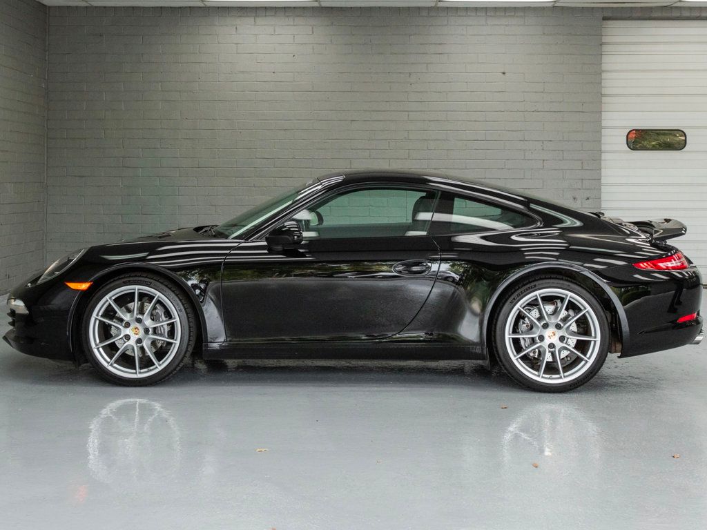 2013 Porsche 911 Coupe photo 4