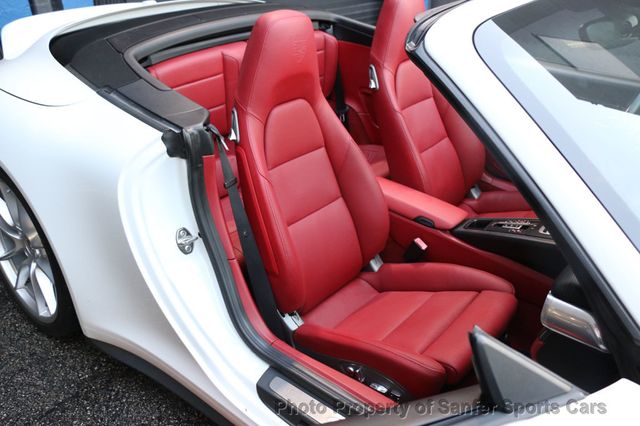 2013 Porsche 911 C4S - 22987712 - 29