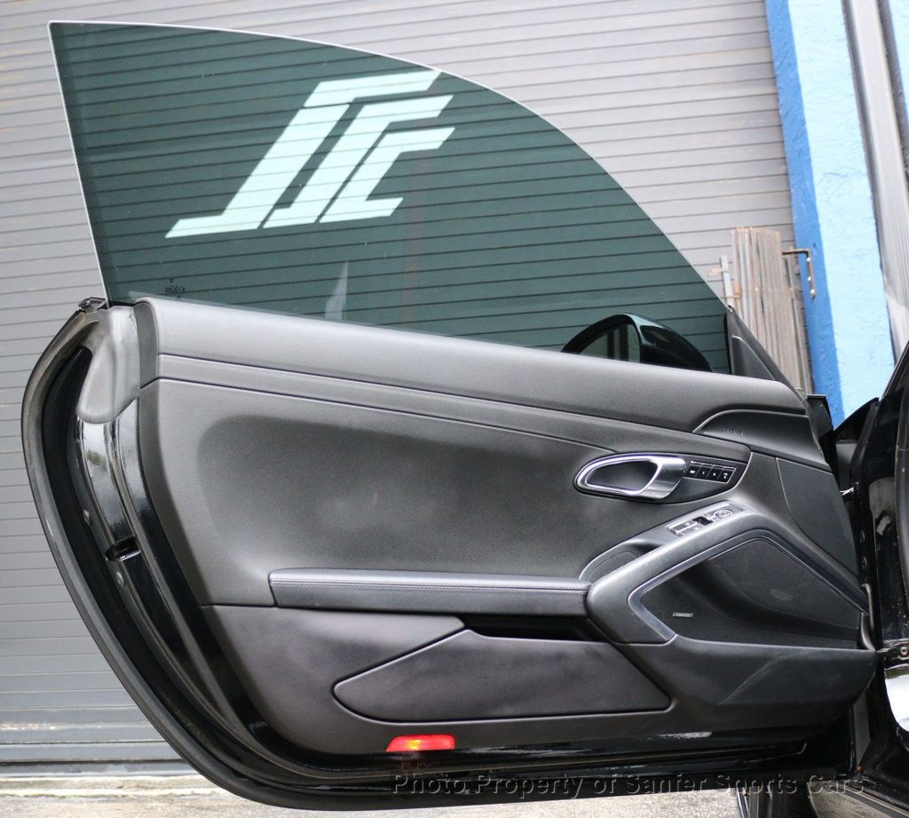 2013 Porsche 911 Carrera 4S - 22963986 - 14