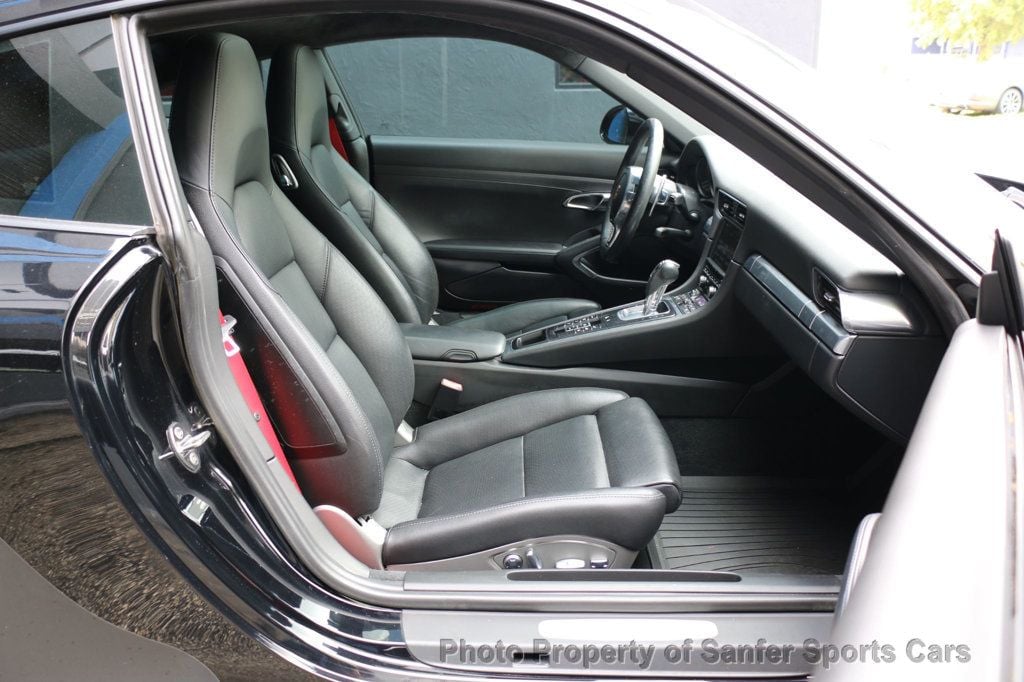 2013 Porsche 911 Carrera 4S - 22963986 - 23