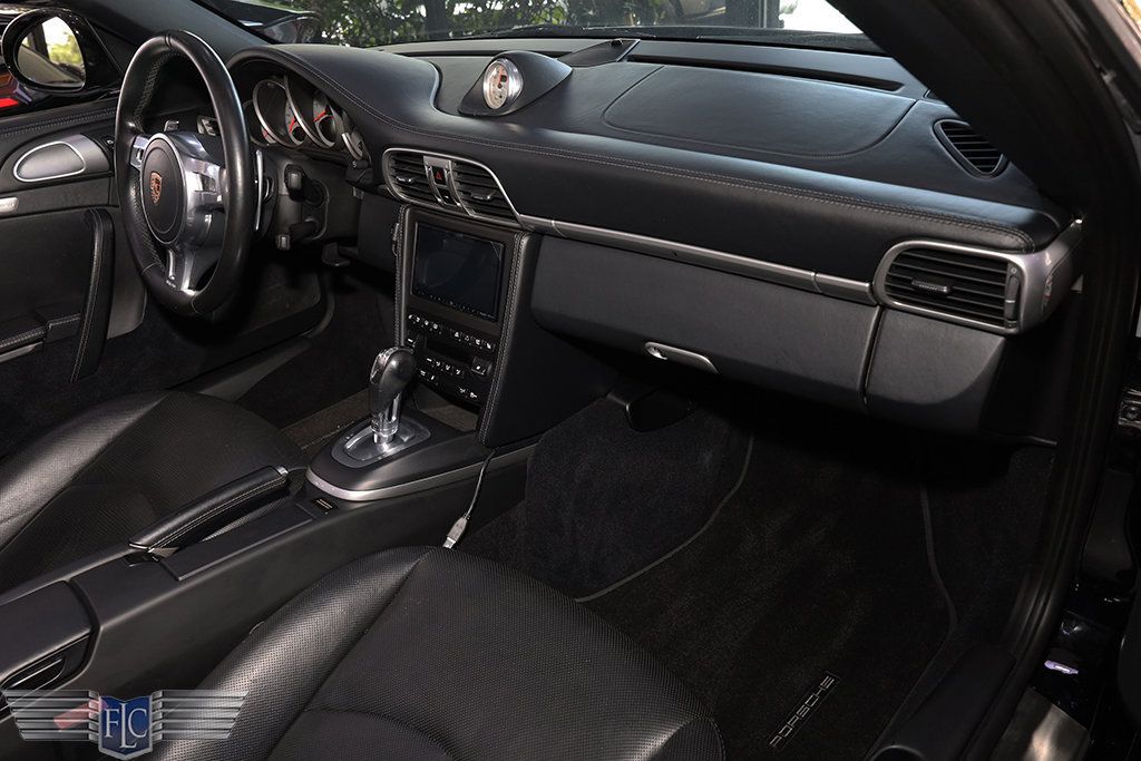 2013 Porsche 911 Turbo Cabriolet - 22909106 - 17