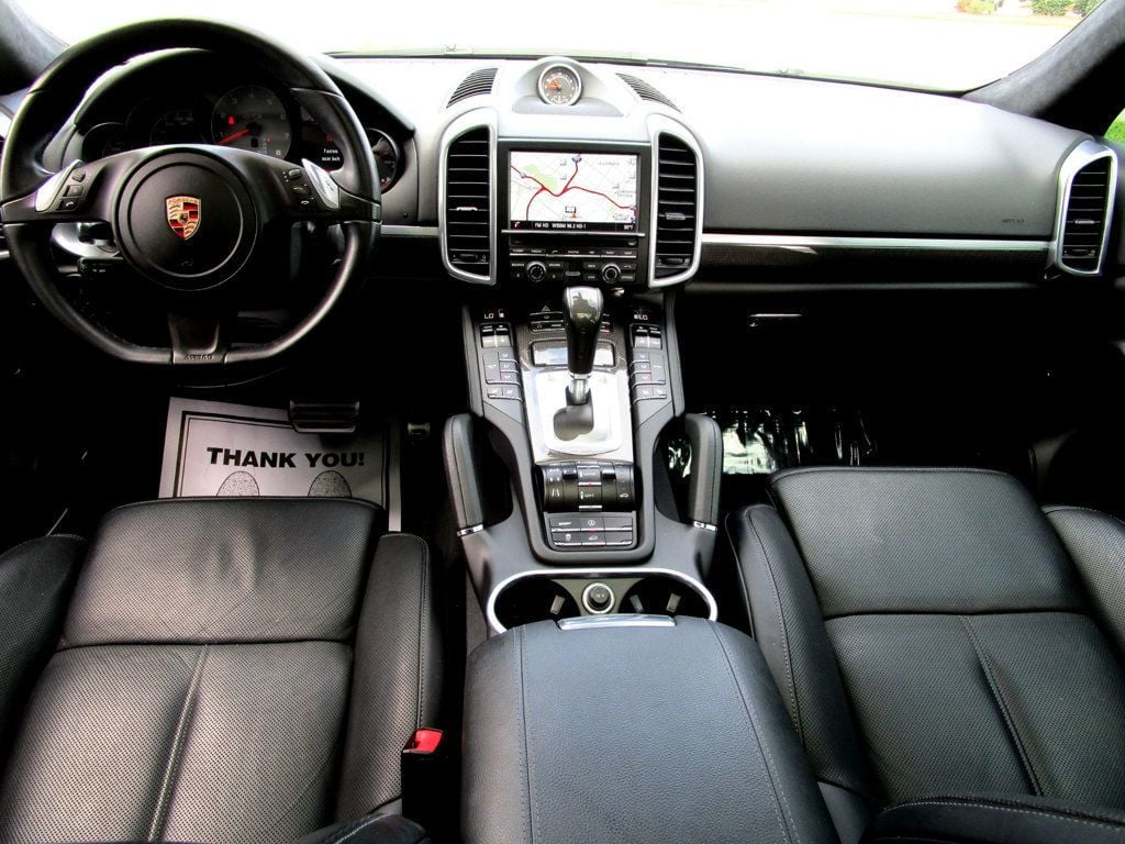 2013 Porsche Cayenne AWD 4dr GTS - 23076132 - 1