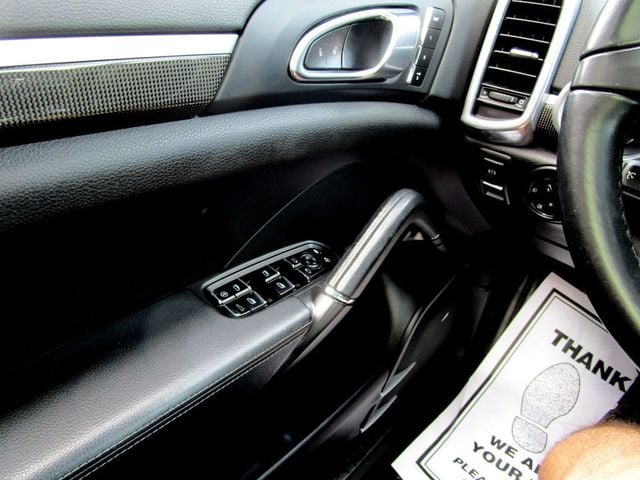2013 Porsche Cayenne AWD 4dr GTS - 23076132 - 28